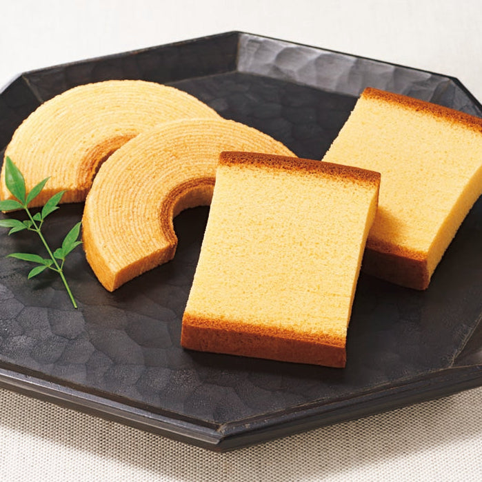 038563〈烏鶏庵（うけいあん）〉烏骨鶏（うこっけい）かすていら・バームクーヘン詰合せ